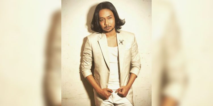 “Saya Takkan Sisihkan Khai” – Dinie Rashid Janggal Atur Langkah Solo