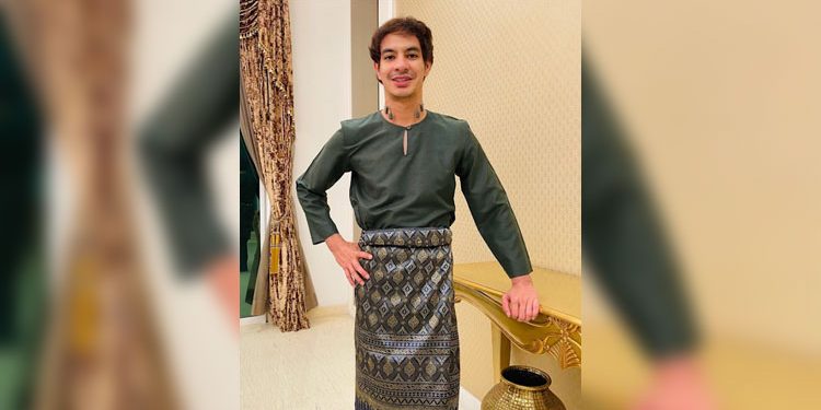 “Mereka Pun Nak Popular” – Telatah Lucu Harris Dan Rakan Serumah Cuit Hati Peminat