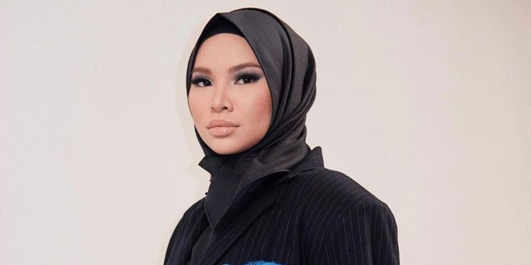 “Ingatkan Baharu, Rupanya Recycle” – Aina Abdul Jawab Dakwaan Penipu