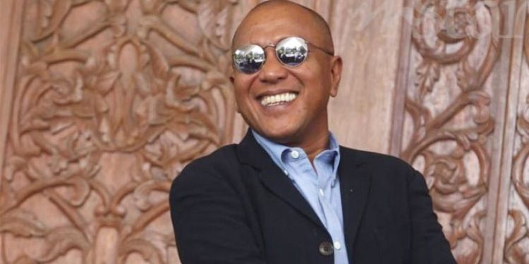 “Cucuk Dagu Boleh Pula?” – Hattan Tempelak Artis Anti Vaksin