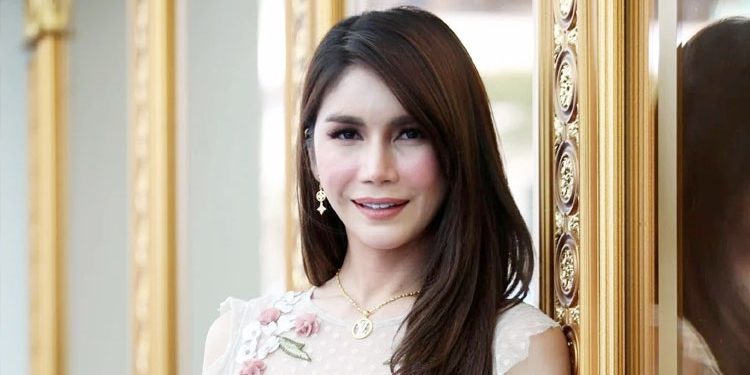 Nur Sajat Ditahan Pihak Berkuasa Thailand Bersama Rakan Maknyah