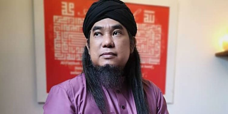 “Beli Album, Dapat Garam” – Sangat Unik, Daqmie Buat Kemunculan Semula