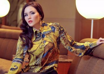 “Nak Nyanyi Lagu Sendiri Pun Susah!” – Sarimah Ibrahim Payungi Harapan Di Sisi Damian