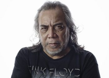 Bikin Kejutan, Papa Rock Muncul Memberi Rasa