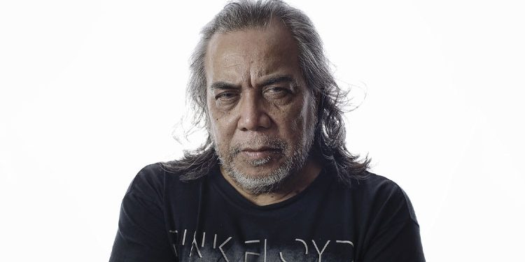 Bikin Kejutan, Papa Rock Muncul Memberi Rasa