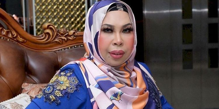 Pelamin Dah Siap Pasang, Tetapi Siapa Bakal Suami Vida?