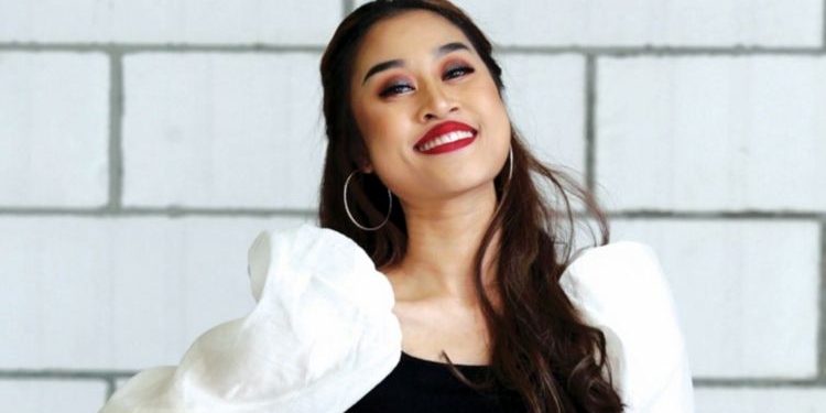 [VIDEO] “Berkat Ikut Cakap Ibu” – Aisha Retno Ada Mentor Peribadi Lakar Kejayaan