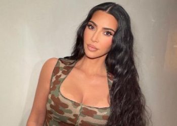 “Semua Ini Tidak Mudah” – Kim Kardashian Bangga Lulus Peperiksaan Jadi Peguam