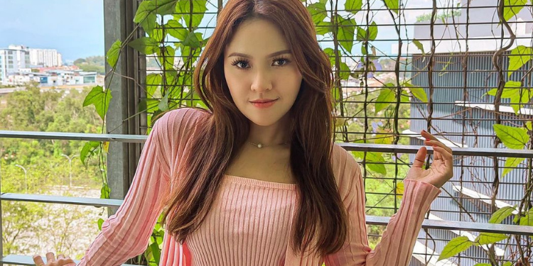 “Kesian, Sangap Teruk Dia Ni!” – Ajak Baby Shima ‘Main’, Lelaki Hantar Mesej Gangguan Seksual