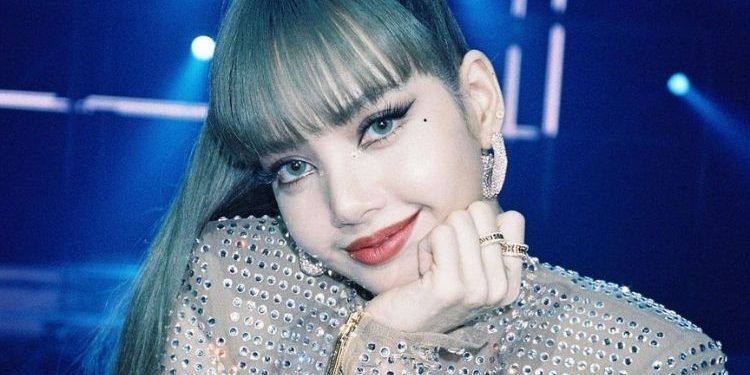 Wanita Paling Cantik Bagi Tahun 2021 Jatuh Kepada Lisa Blackpink